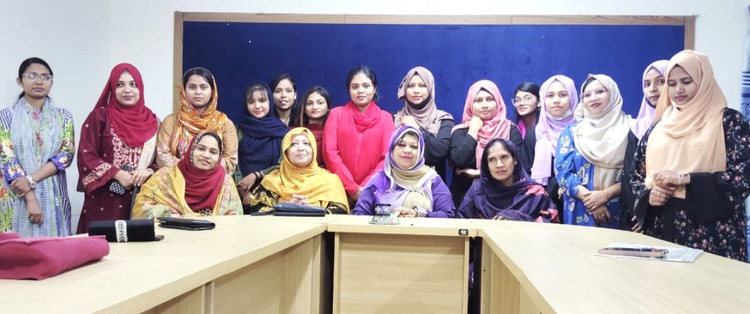 সংকট-সম্ভাবনার কথা বলতে 