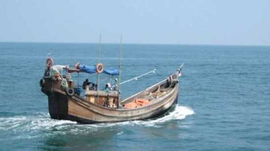 সাগরে মাছ ধরার সময় ১১ জেলেকে ধরে নিয়ে গেছে আরাকান আর্মি